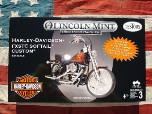 TT7205  Harley-Davidson FXSTC Softail Custom motor 1:9 Testors